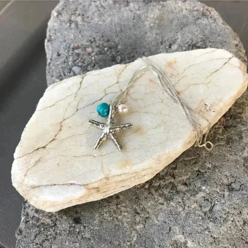 Starfish Pendant,Turquoise Necklace,Beach Necklace,Beach Wedding,Surfer Necklace - Picture 2 of 3